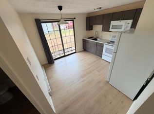 10 Penwood Dr #8, Concord, NH 03303