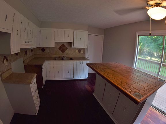 4th image of 2516 Arbor Creek Way