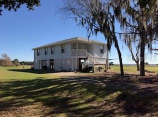 2950 Waccassa St, Geneva, FL 32732