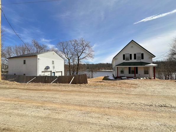 1 Henderson Court, Fairfield, ME 04937