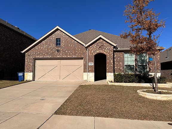 3rd image of 2329 Rosaline Dr
