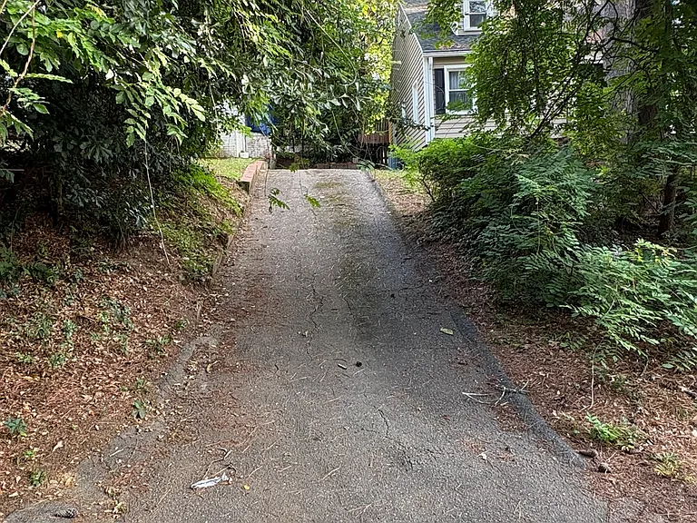 1004 Pine Hill Rd — Photo 33