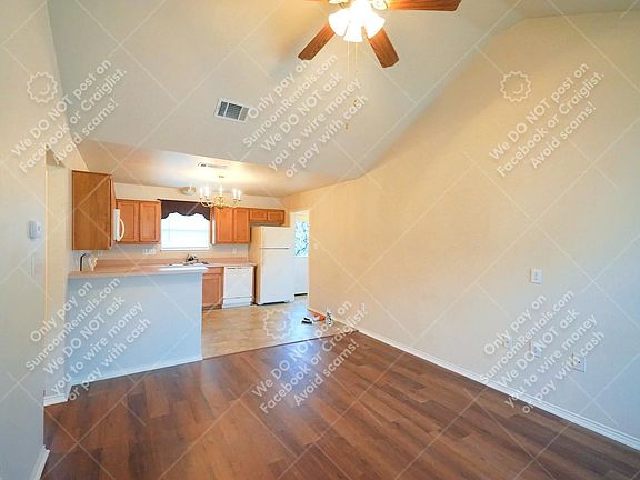 4th image of 136 Stewart Bend Ct #B