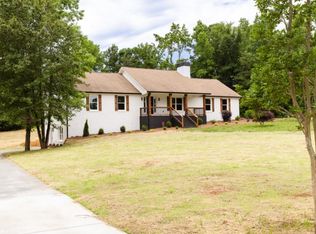 4108 Cottonwood Dr, Braselton, GA 30517