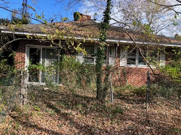 11490 Oakland Dr, Exmore, VA 23350