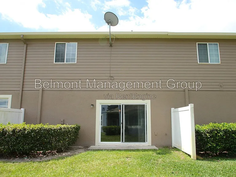 2358 Chatham Place Dr — Photo 17