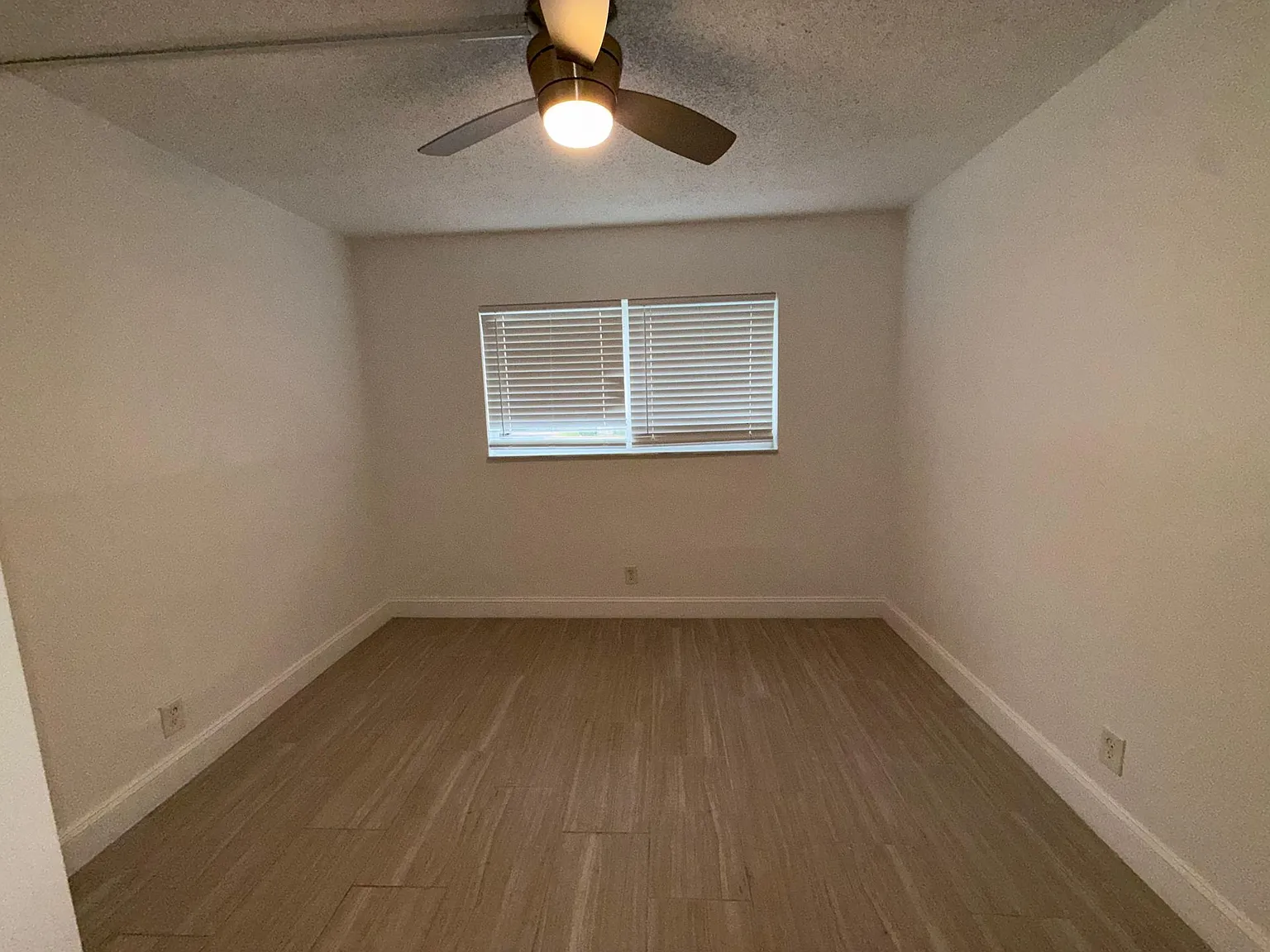 10120 NW 36 St Coral Springs, FL 33065 — Photo 4