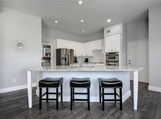 400 East Trl, Spicewood, TX 78669