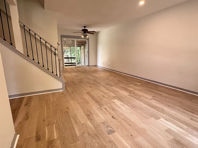 18 Annamaria Dr — Photo 6