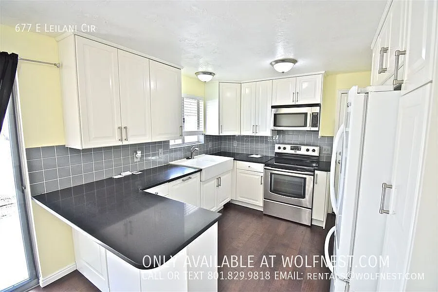 5 bed, 2226 sqft, $2,495 — Photo 2