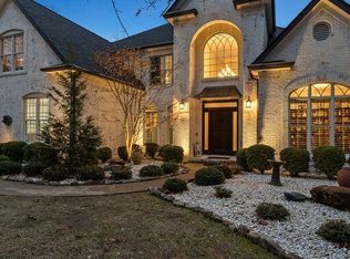 8814 Brow Lake Rd, Soddy Daisy, TN 37379