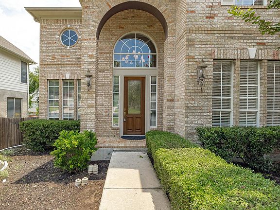 3rd image of 10425 Canyon Vista Way