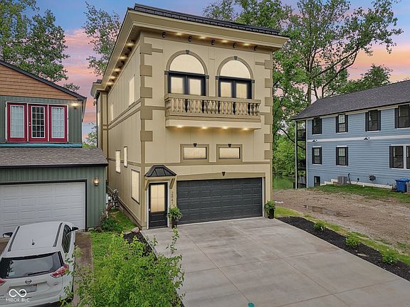 2nd image of 2841 Tropical Dr