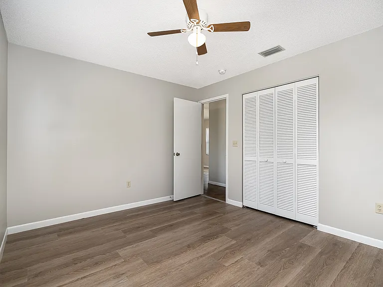 1112 Malone St NW — Photo 13
