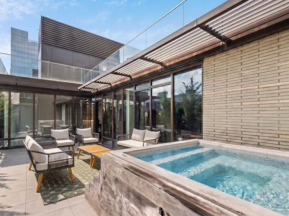 60 S 8th St #Penthouse 3, Brooklyn, NY 11249