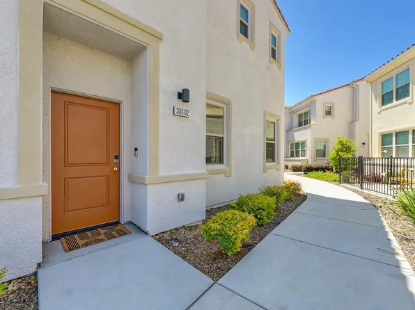 5301 E Commerce Way Unit 36102, Sacramento, CA 95835