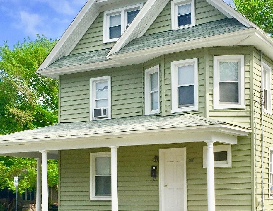 1st image of 319 E Vine St