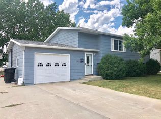 2501 University Ave, Williston, ND 58801