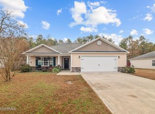 123 Braeburn Blvd, Richlands, NC 28574