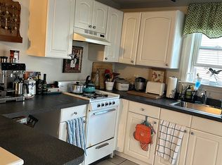 272 Gold St #2, Boston, MA 02127