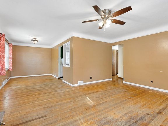 5th image of 259 Grand Blvd