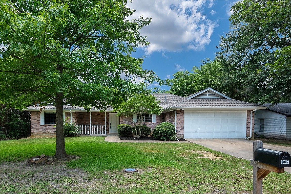 1807 Trailview Dr, Terrell, TX 75160 Zillow