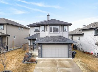 2110 53rd St NW, Edmonton, AB T6L 3K3