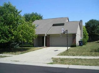 7696 E Prairieview Dr, Fishers, IN 46038