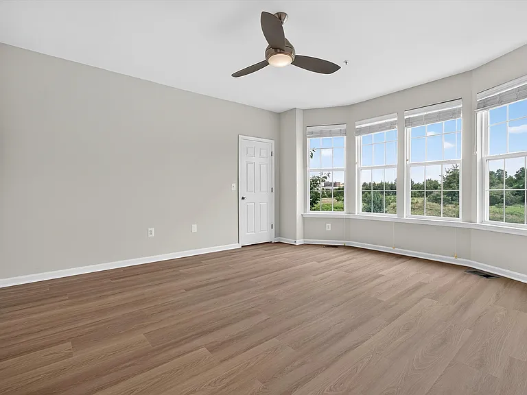 43845 Centergate Dr — Photo 20