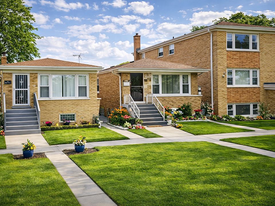 2nd image of 7416 W 63rd Pl