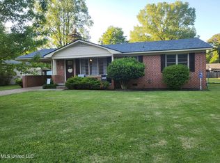 304 Porter St, Senatobia, MS 38668
