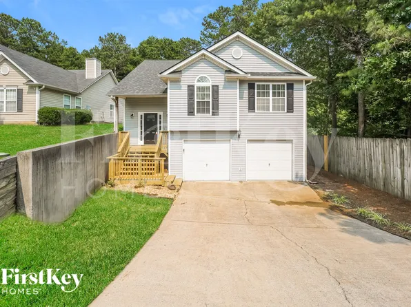 72 Covington Dr, Hiram, GA 30141