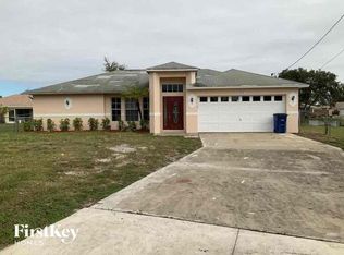 725 Ardson Ln, Fort Myers, FL 33913