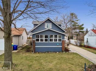 33426 Otto Ave, Fraser, MI 48026
