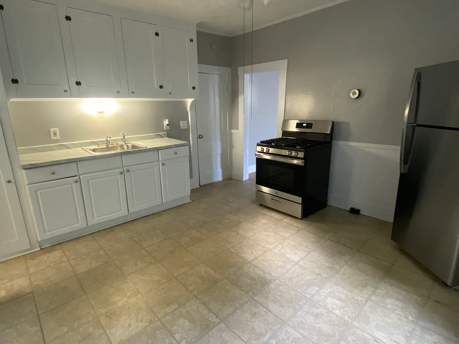 1 bed, $1,650 — Photo 4