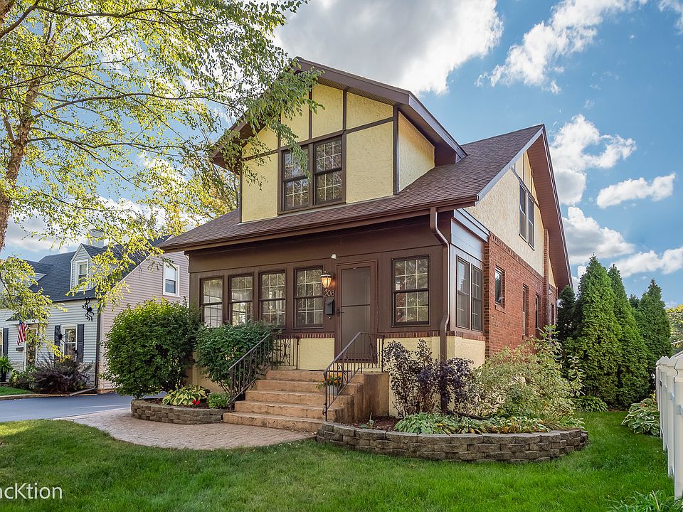 1st image of 208 S Lombard Ave