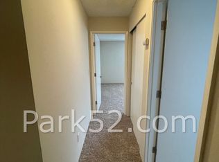 1/2 Off 1st Full Month! 2 Bedroom 2nd Floor Apartment in Tacoma - 3602 S 15th Street #3, Tacoma, WA 98405