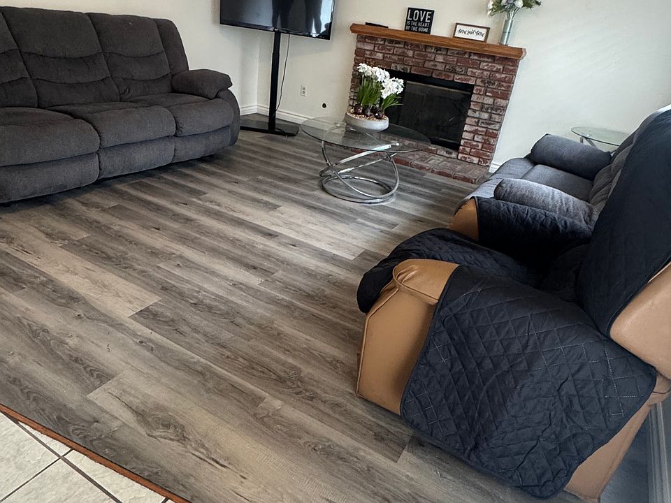 1st image of 28516 Wisteria Ln