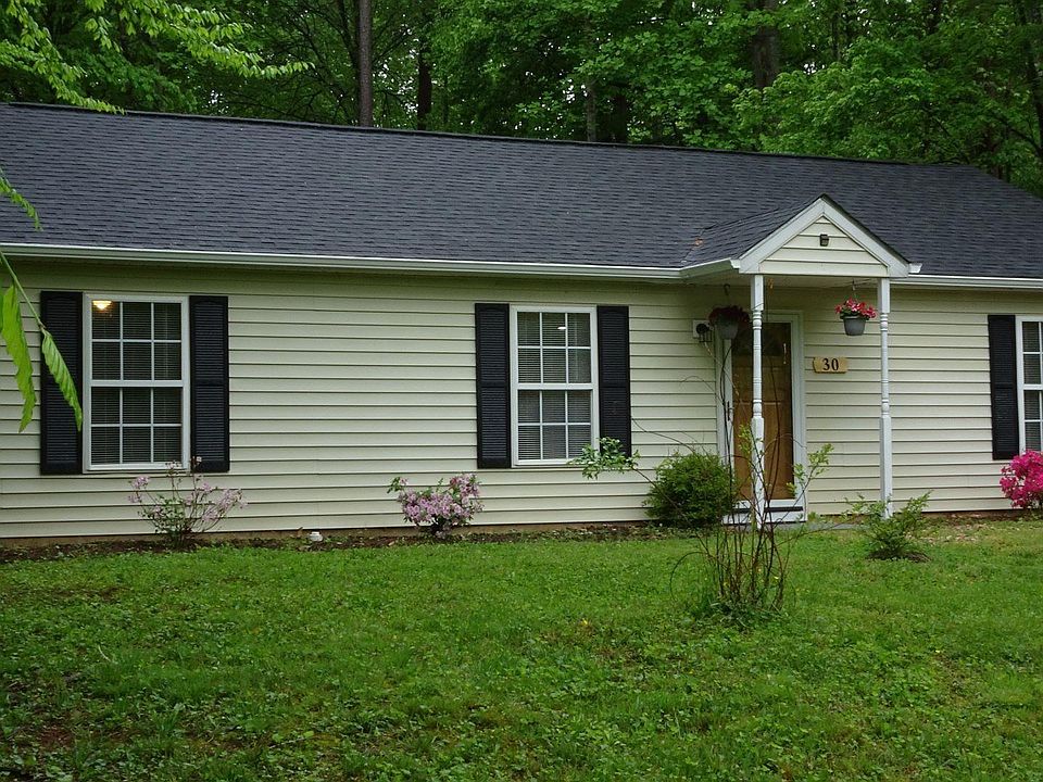 1st image of 30 Jennings Dr