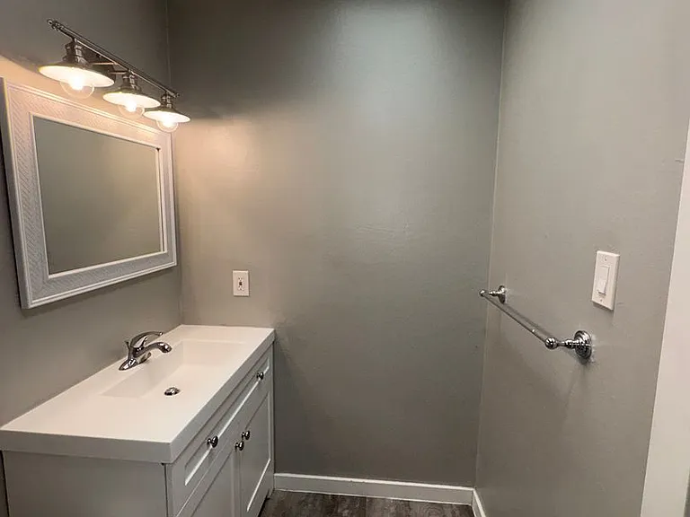 1209 Vienna Ct — Photo 15