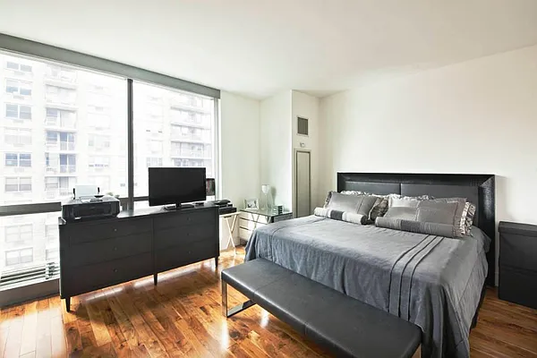 Rented by Town Residential | media 19