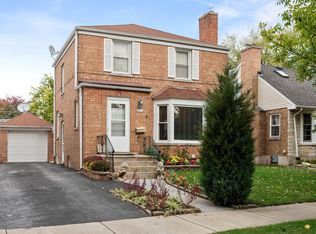 5612 Crain St, Morton Grove, IL 60053