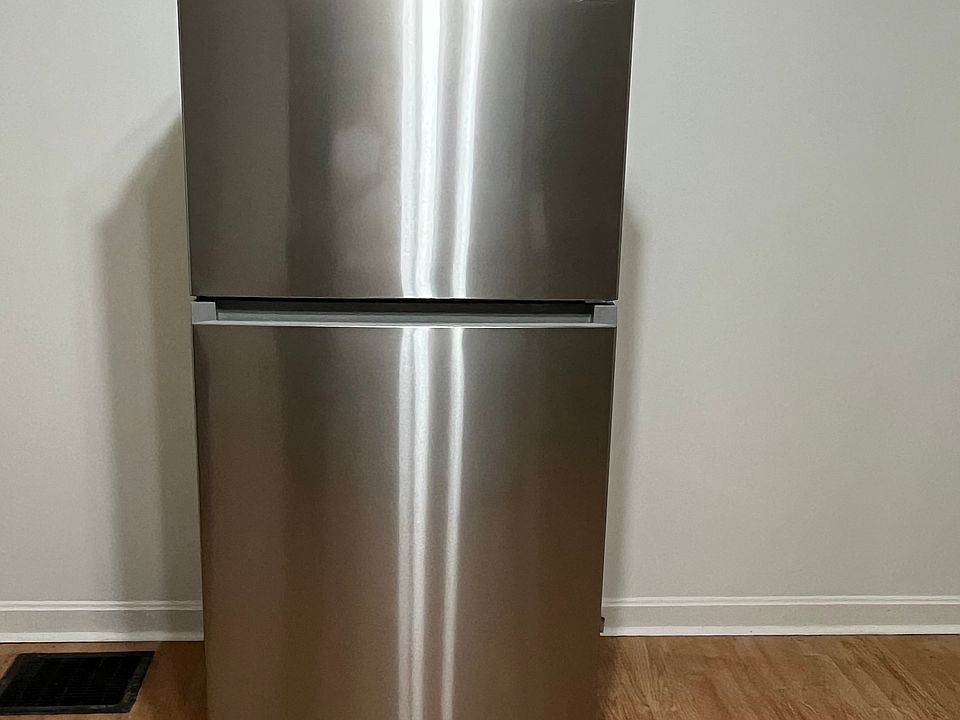 FULL SIZE Stainless fridge, new