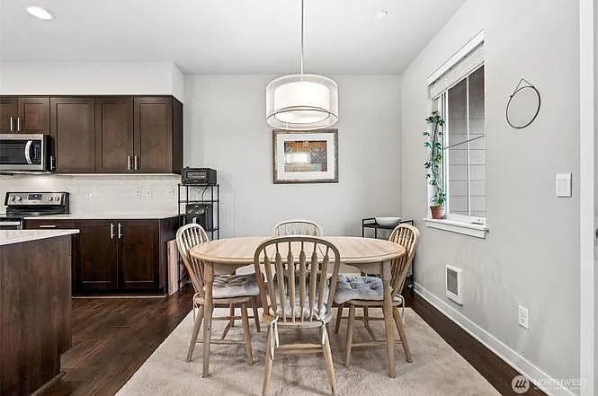 1325 Seattle Hill Rd #L4 — Photo 11