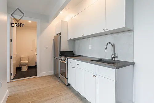 1351 Brooklyn Ave #5E Photo 1