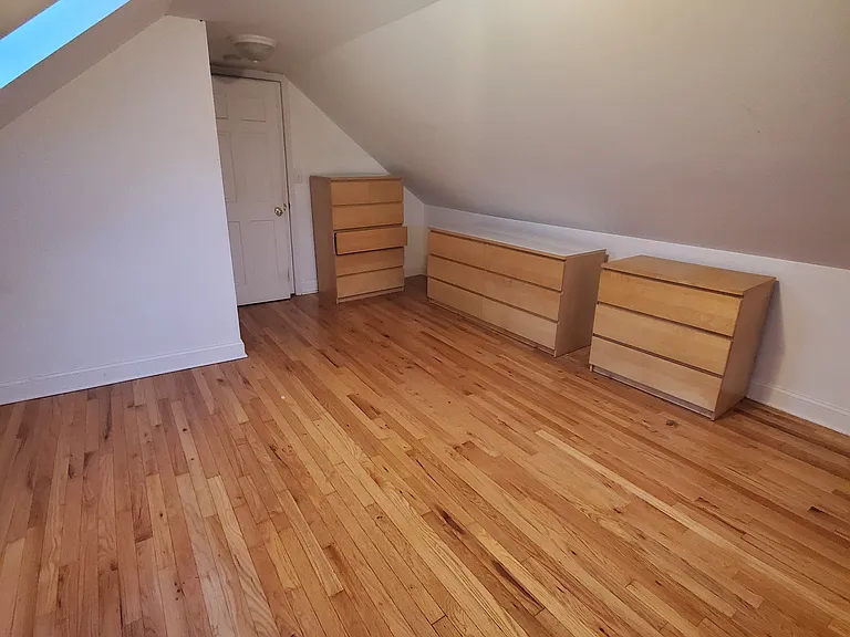 1827 S May St #4 — Photo 2