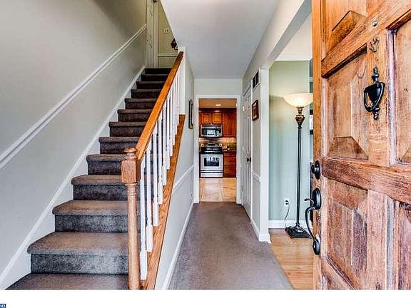 3rd image of 2308 Empire Dr