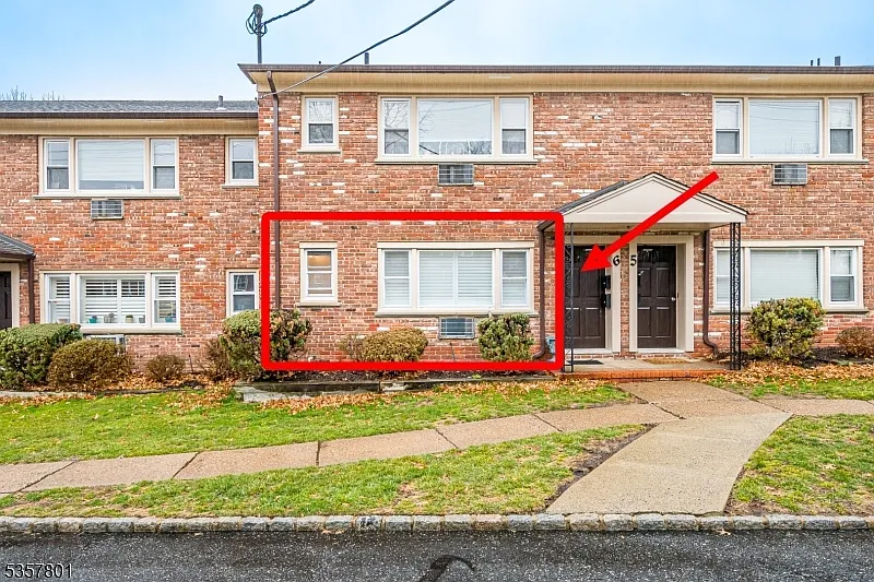 1 bed, 1.0 bath, $1,975 — Photo 2