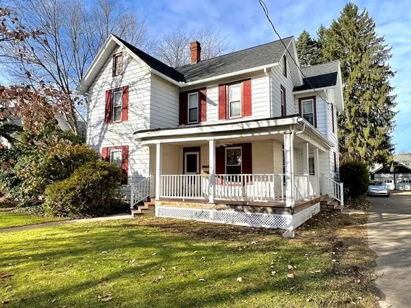 15 Jackson Ave #8, Warren, PA 16365