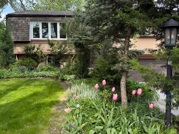 248 Spruce Ave, Bensenville, IL 60106